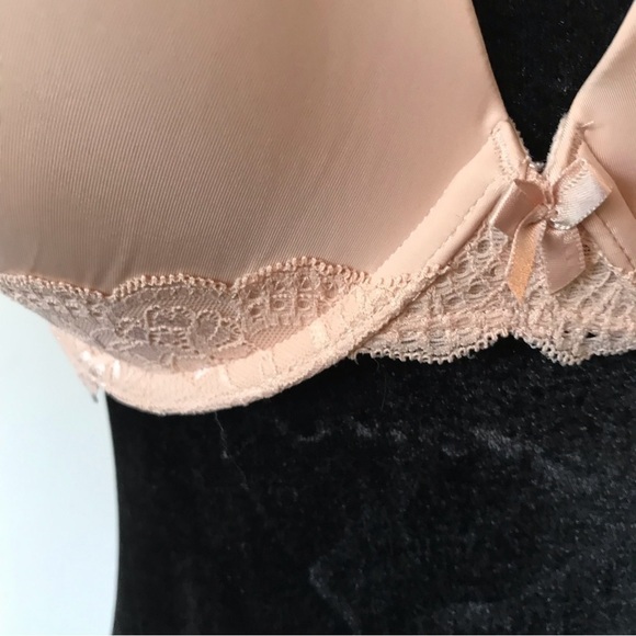 TORRID plunge push up bra. Brand new with tags. 36 DDD. - Picture 4 of 8